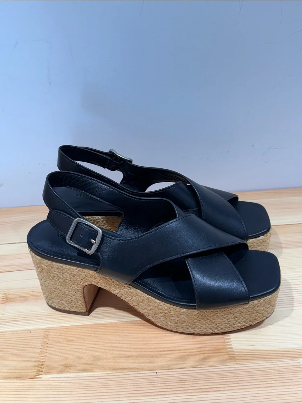 New Vince Clementina Black Leather Platform Slingback Sandals – Size 39 (8.5)